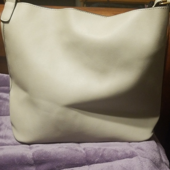 Lulu dharma Bag - Picture 2 of 6